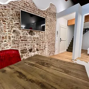  Ferienhaus La Finestra Sul Ghetto